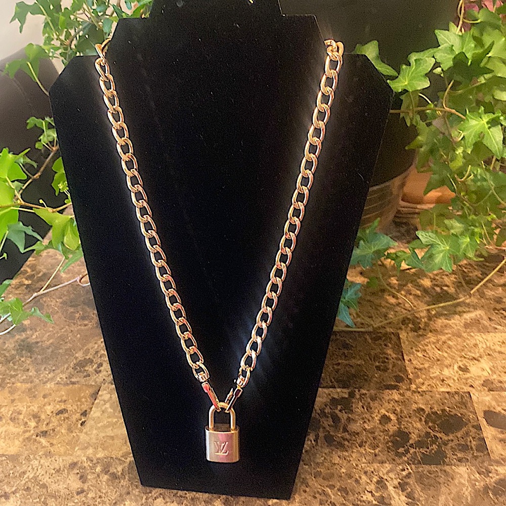 Authentic Louis Vuitton Lock 347, No Key, with 16” Unbranded Chain
